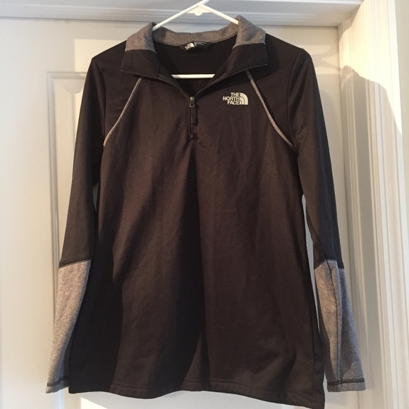 The North Face Sweaters - Womens LG NORTH FACE Quarter-zip Fleece Sweatshirt